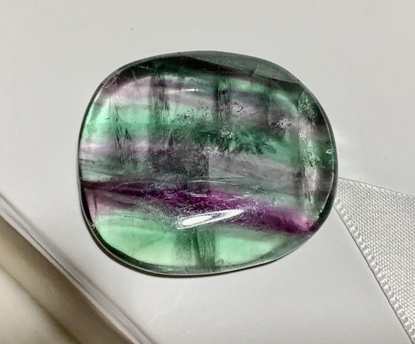 Fluorite Palm Stone - Willow Tree Soul Gifts - 3
